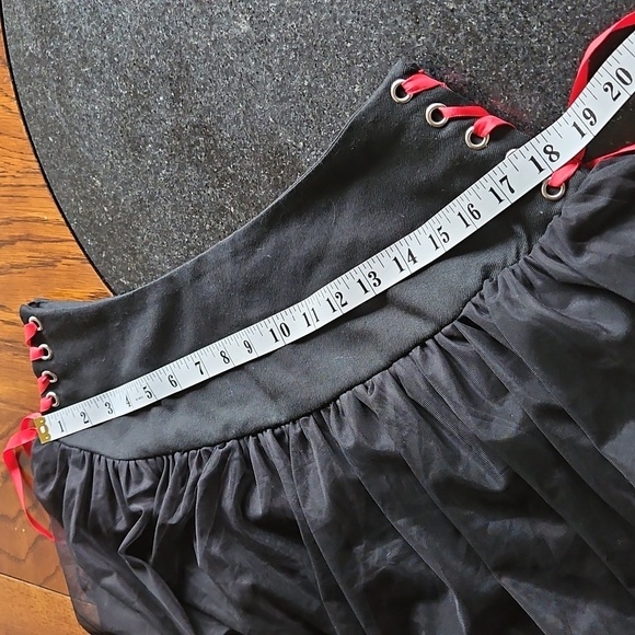 Hot Topic Red Black Lace-Up Mini Skirt Size M - Picture 14 of 14